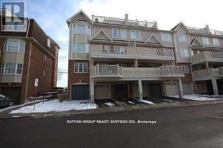 2 - 613 DUNDAS STREET W