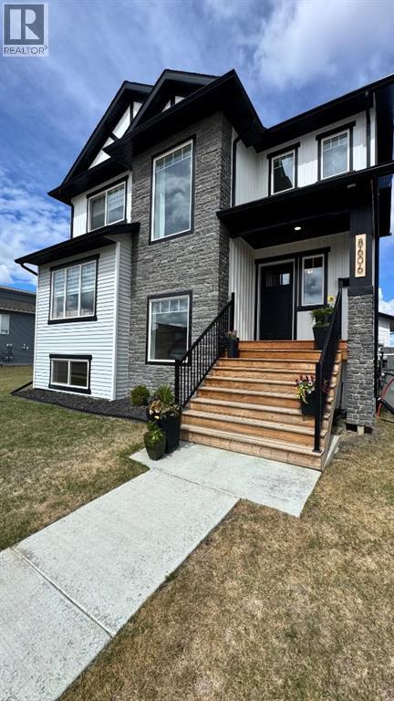 8606 72 Avenue - 2