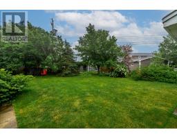9 Amber Place thumbnail 35