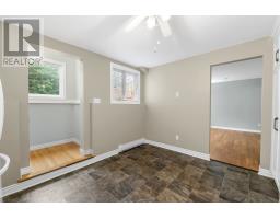 9 Amber Place thumbnail 43