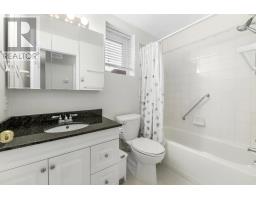 9 Amber Place thumbnail 45