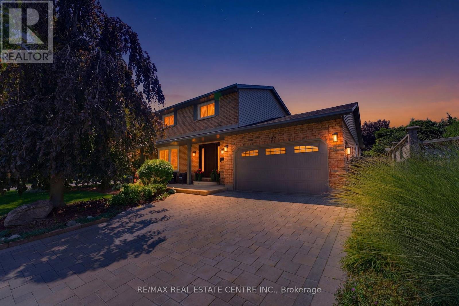 127 MICHENER CRESCENT — photo 3