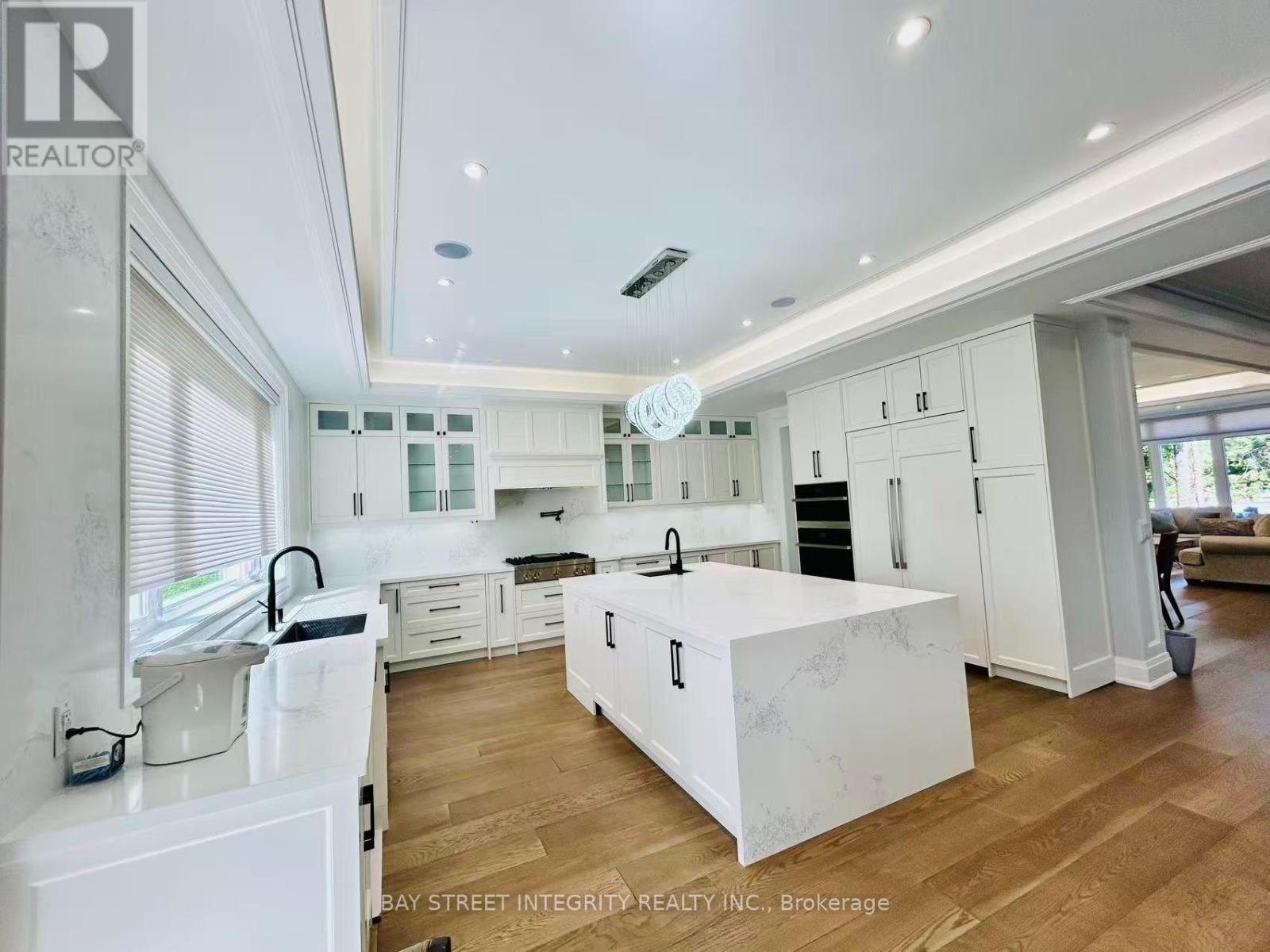 158 ELMWOOD AVENUE - 10