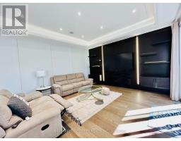 158 Elmwood Avenue, Richmond Hill, ON L4C1L1 Photo 13