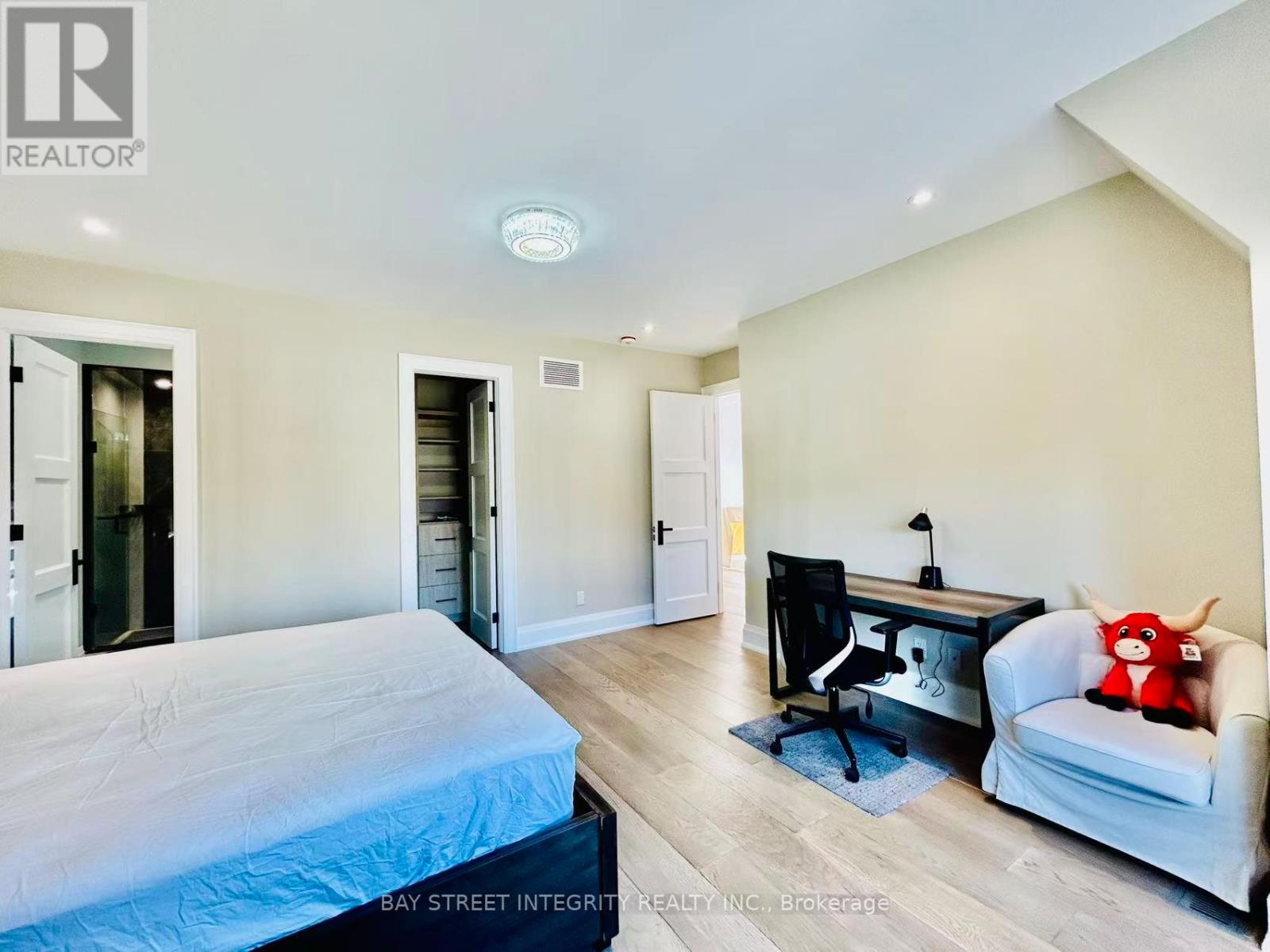 158 ELMWOOD AVENUE - 28