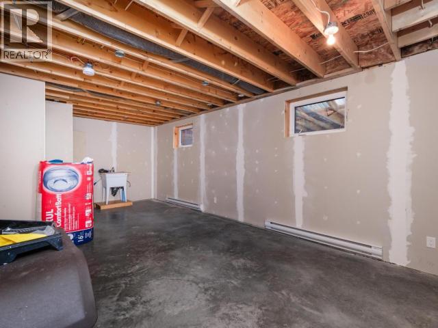 32-19 WANN ROAD - 21