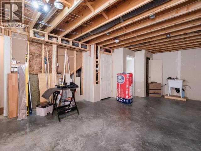 32-19 WANN ROAD - 22