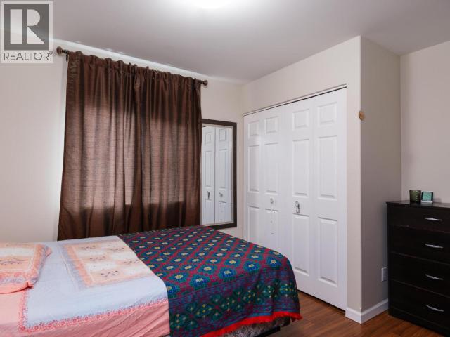 32-19 WANN ROAD - 13