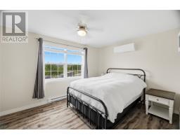 74 Seaborn Street thumbnail 13