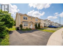 74 Seaborn Street thumbnail 2