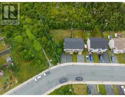 74 Seaborn Street thumbnail 32