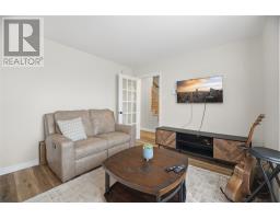 74 Seaborn Street thumbnail 4