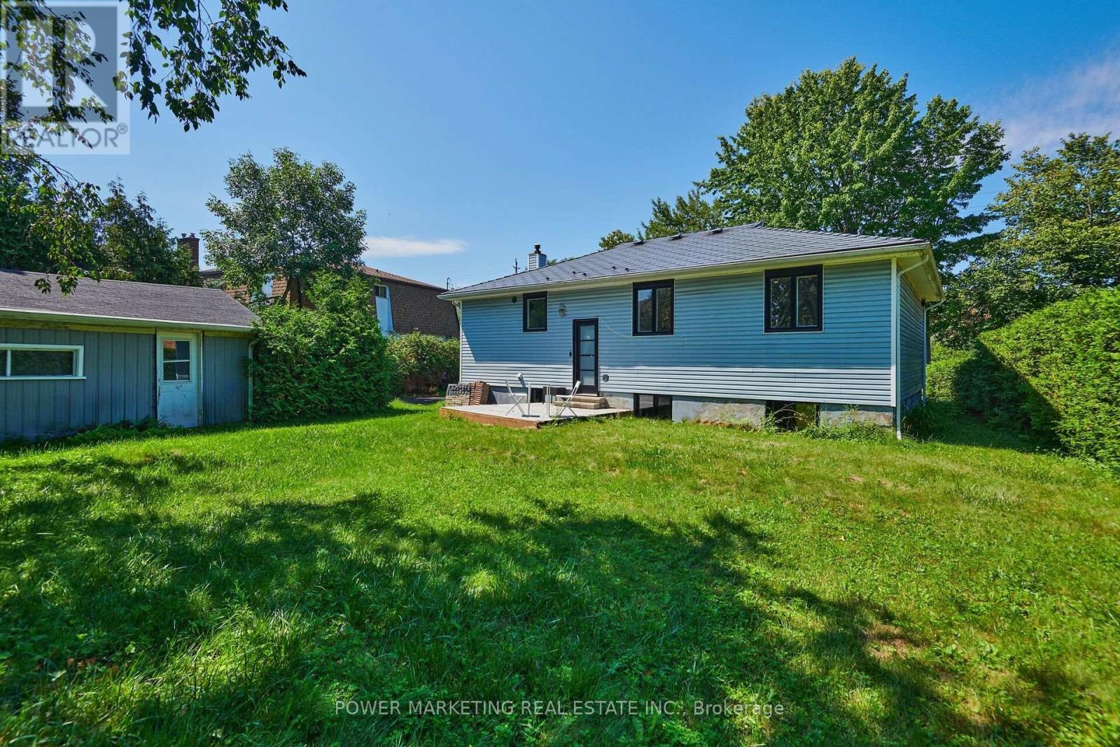 35 TAUVETTE STREET - 26