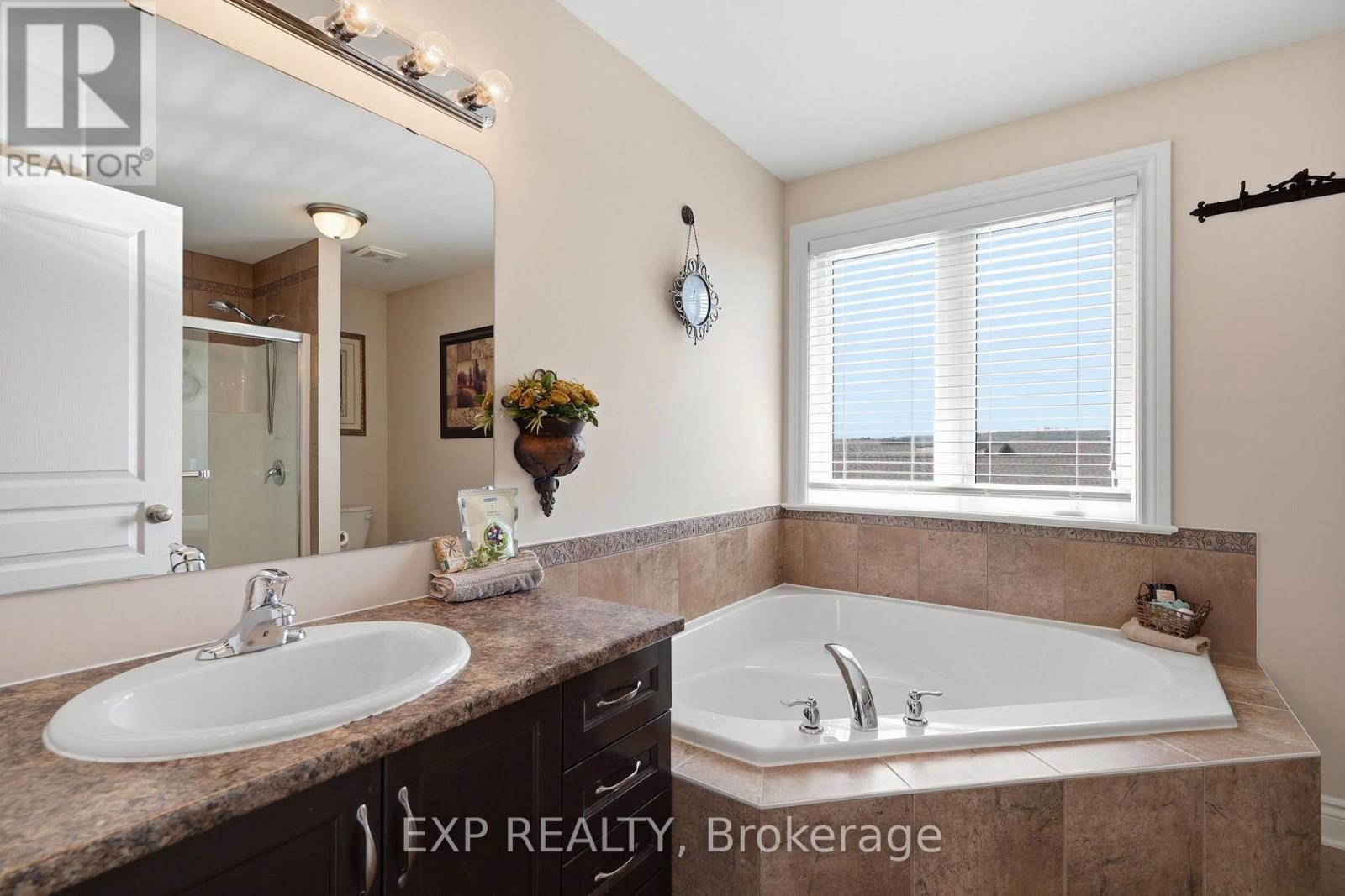 353 MERCURY STREET - Image 21