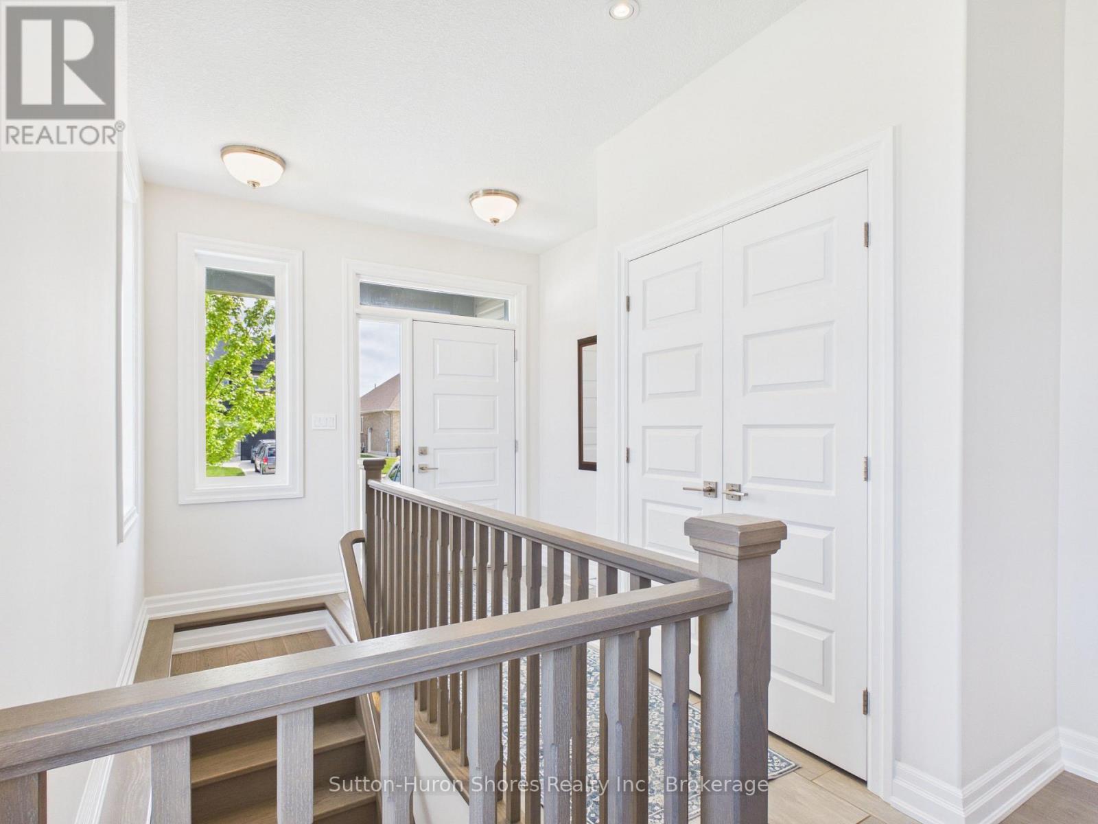 414 MARY ROSE AVENUE - 3