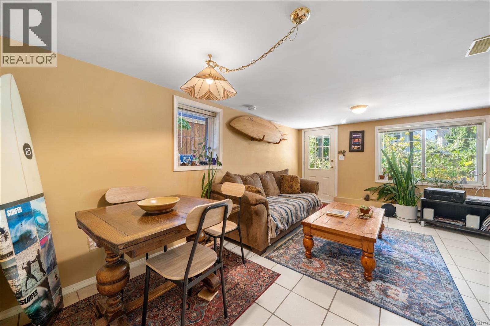  1271 McKenzie Street, Victoria