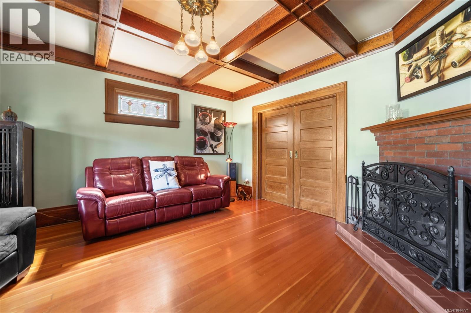  1271 McKenzie Street, Victoria
