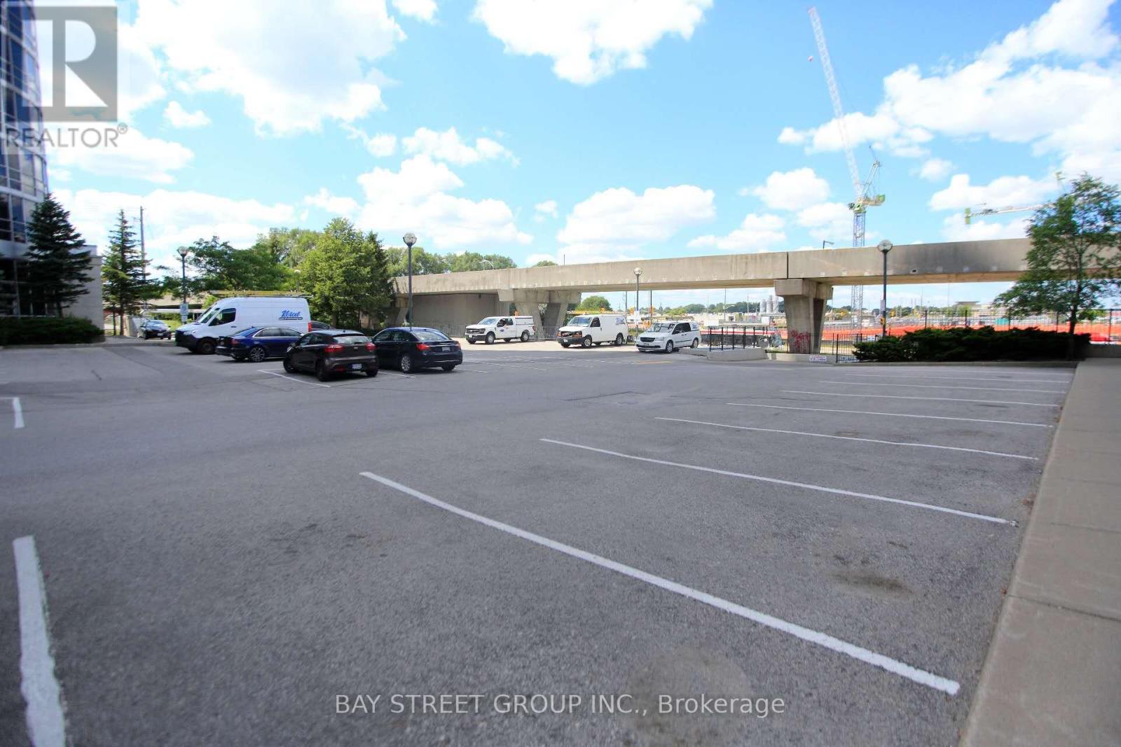 #1814 83 BOROUGH DRIVE - 23