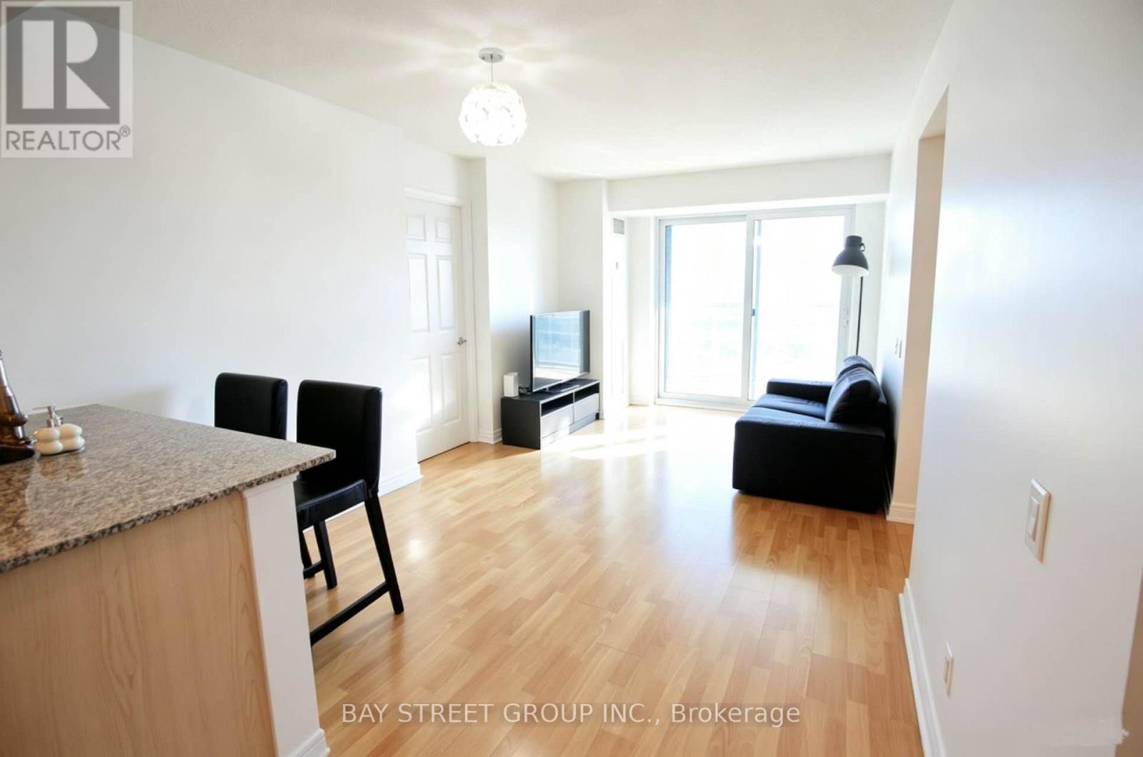 #1814 83 BOROUGH DRIVE - 4