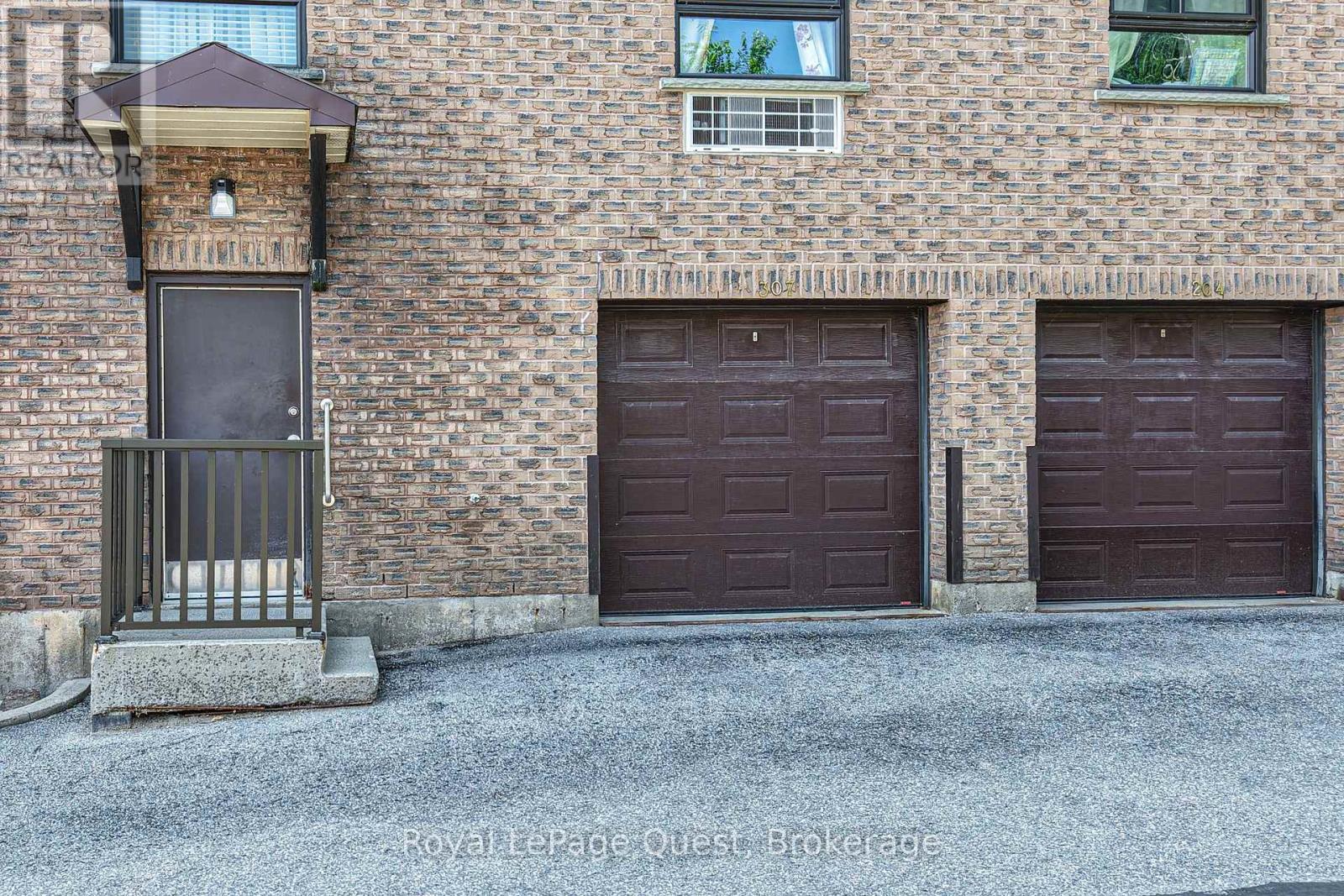 #307 1047 MISSISSAGA STREET W - Image 32