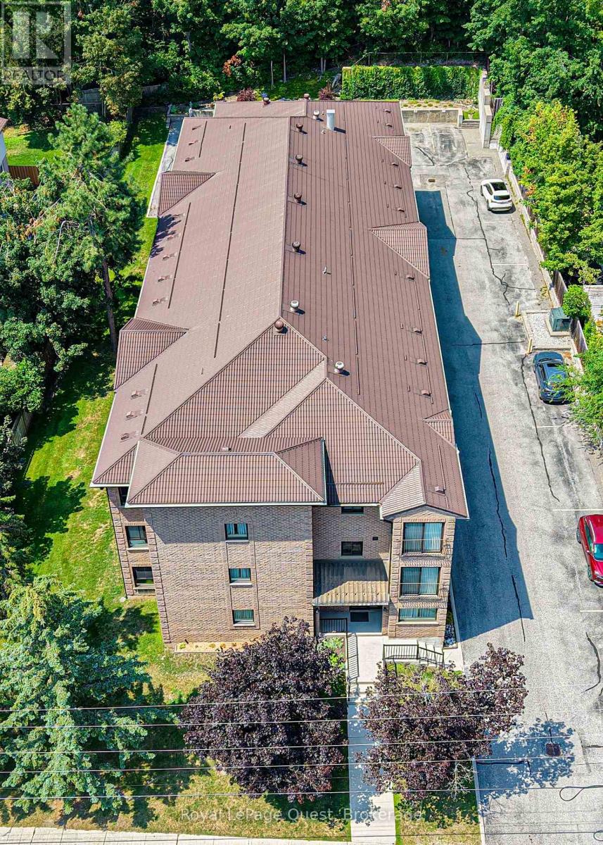 #307 1047 MISSISSAGA STREET W - Image 34