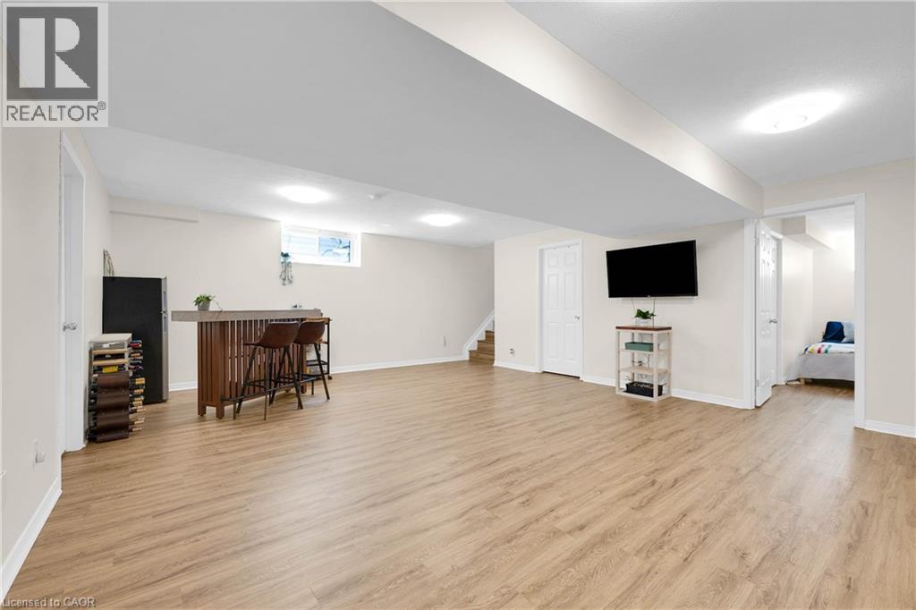 133 WHITLAW Way - Image 20