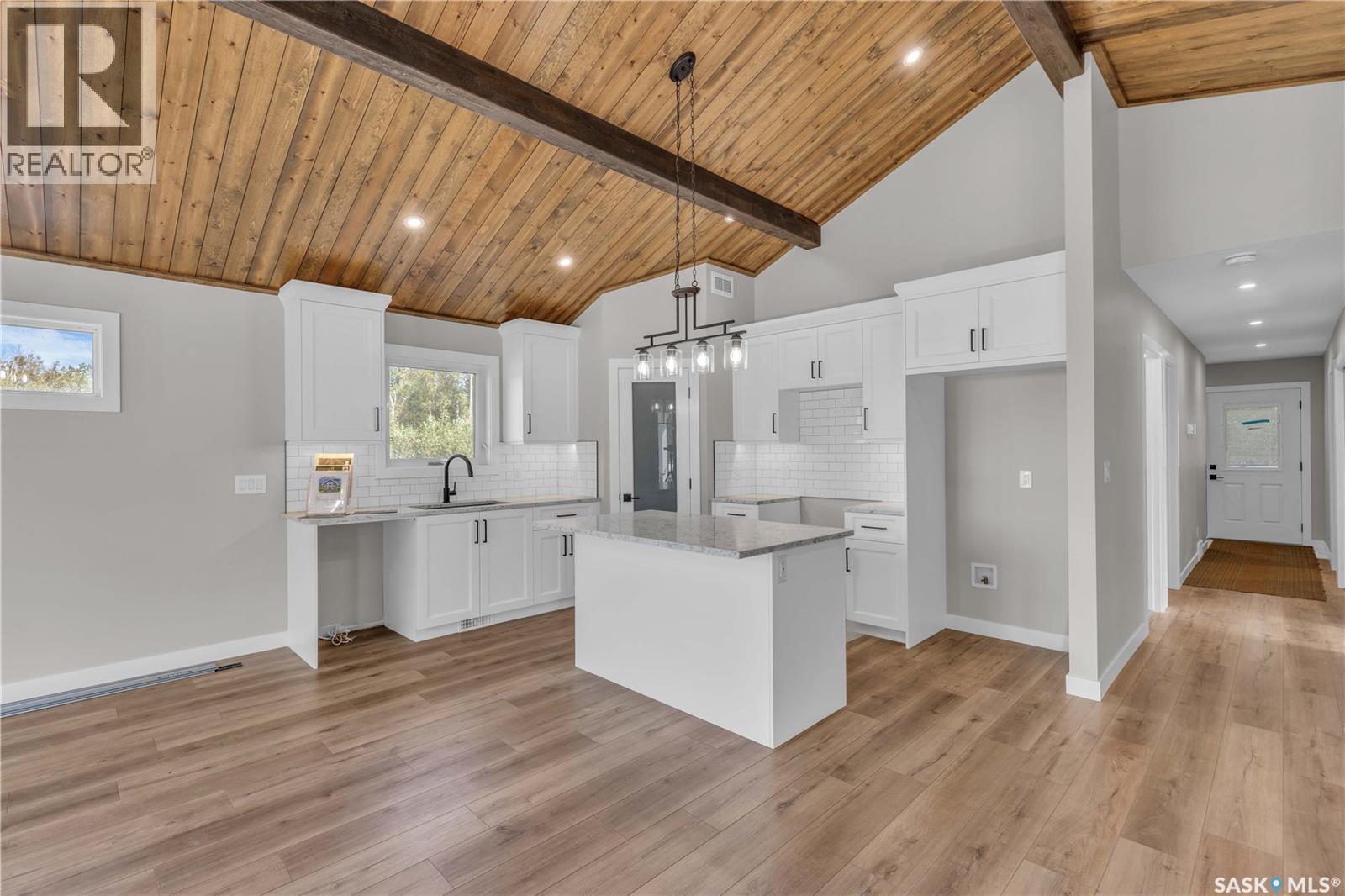 23 101 NEIS ACCESS ROAD - 7