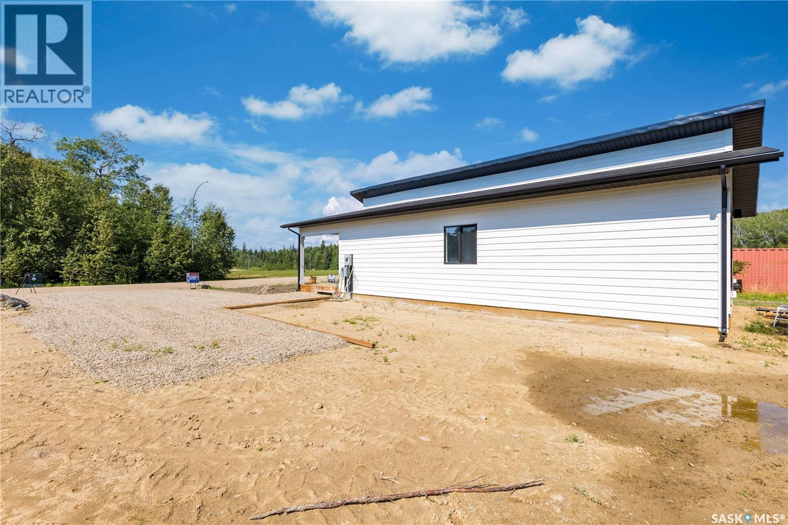 23 101 NEIS ACCESS ROAD - 14
