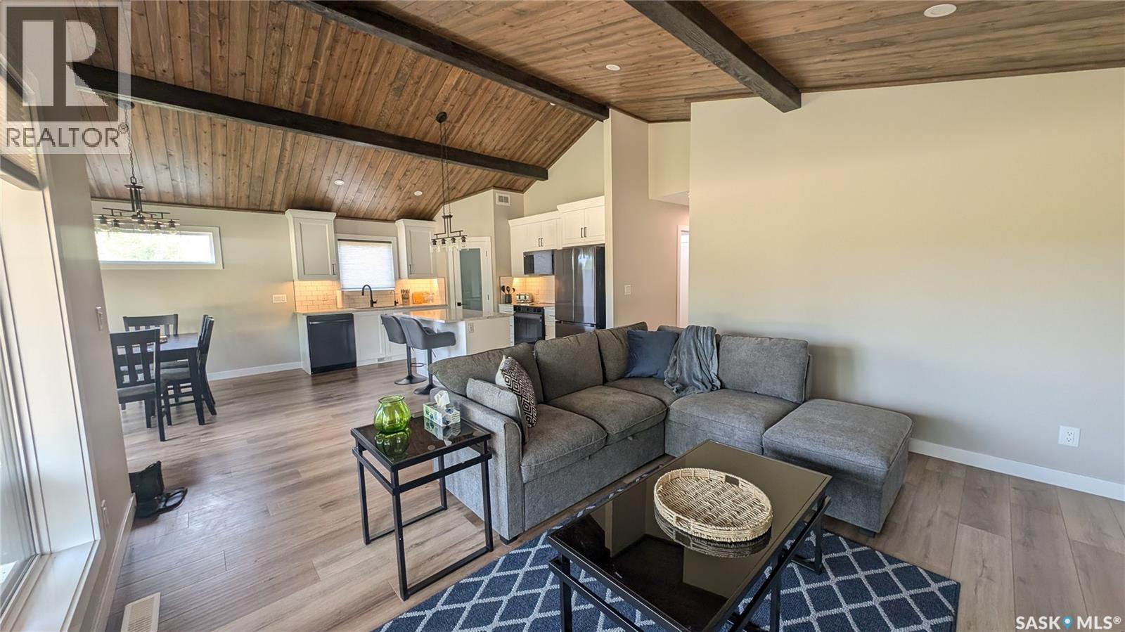 23 101 NEIS ACCESS ROAD - 44