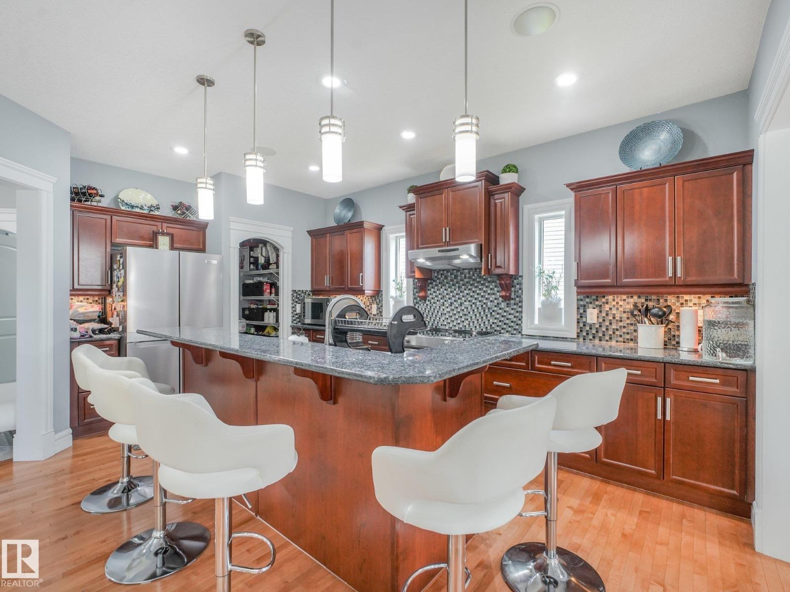 544 ADAMS WY SW - 17