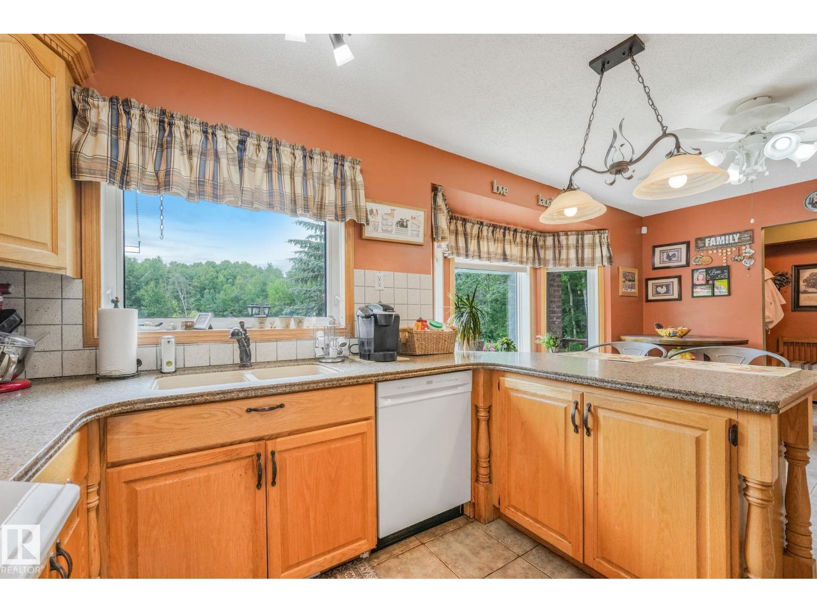 #170 21252 TWP ROAD 530 - 15