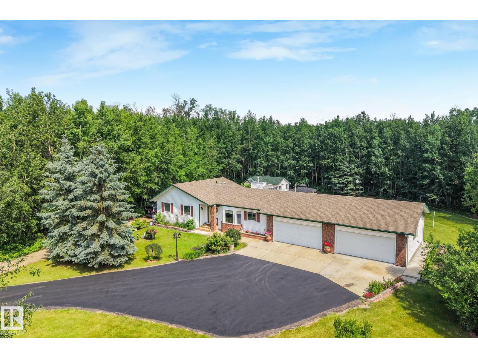 #170 21252 TWP ROAD 530 - 2