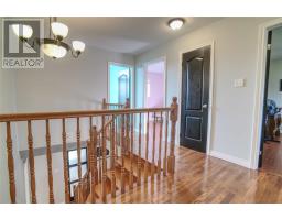 32 Abbotts Road thumbnail 18
