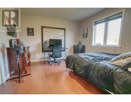 32 Abbotts Road thumbnail 22