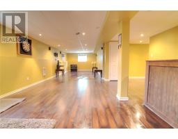 32 Abbotts Road thumbnail 29