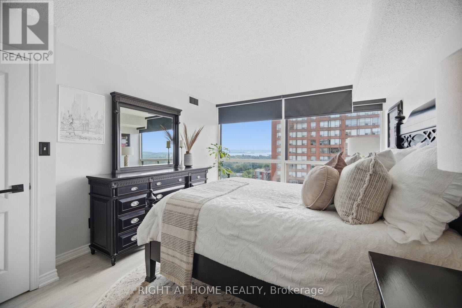 #1711 1276 MAPLE CROSSING BOULEVARD - Image 23