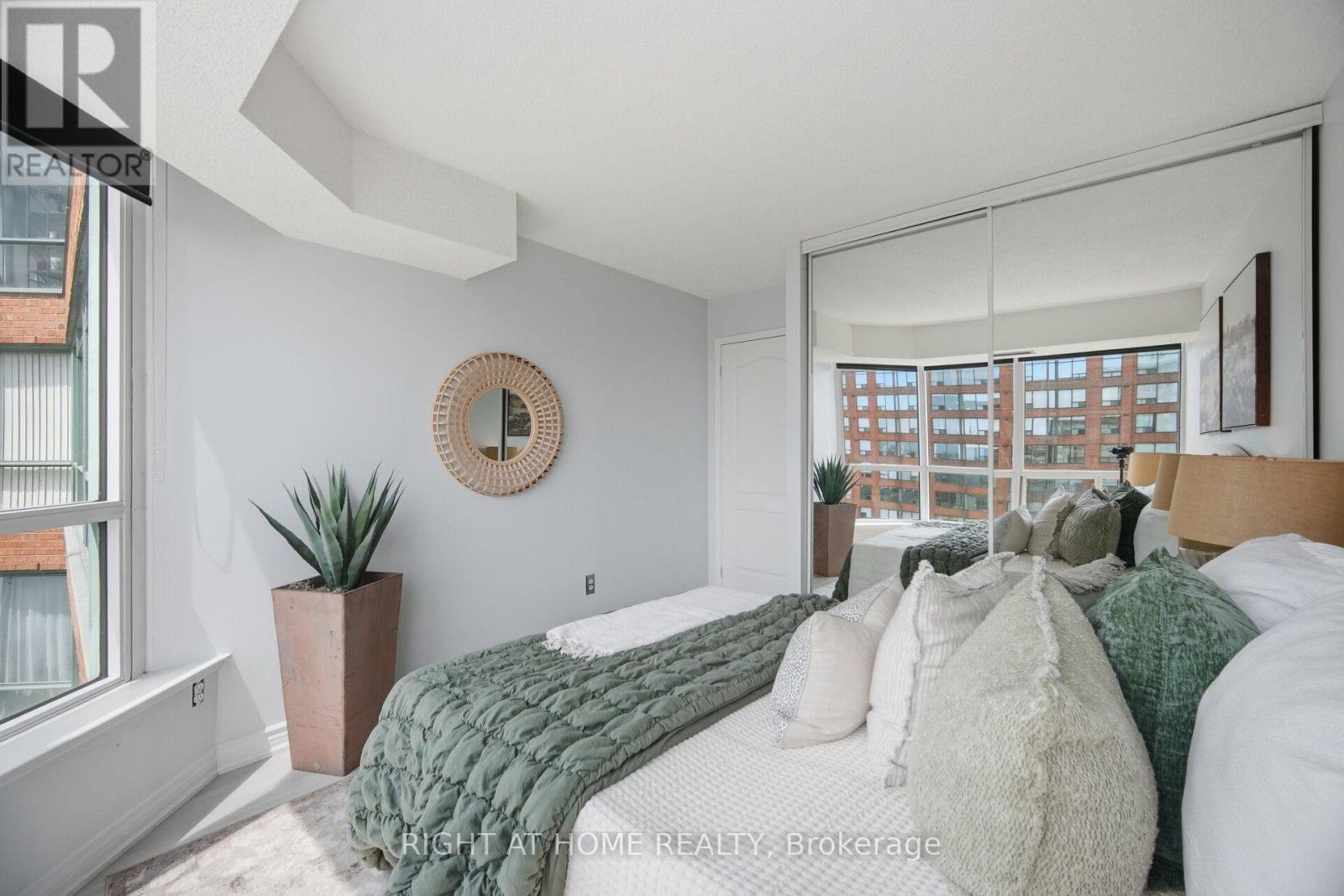 #1711 1276 MAPLE CROSSING BOULEVARD - Image 29