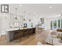 5pc Bathroom - 4407 17 Street Sw, Calgary, AB T2T4R1 Photo 20