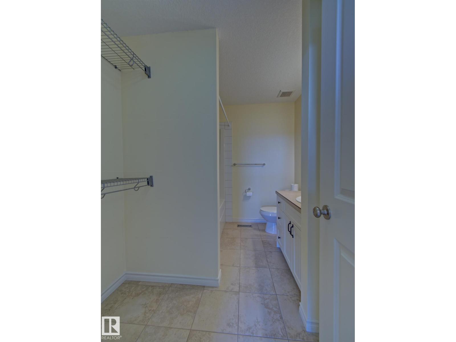 #3 10 Woodcrest LN - 19
