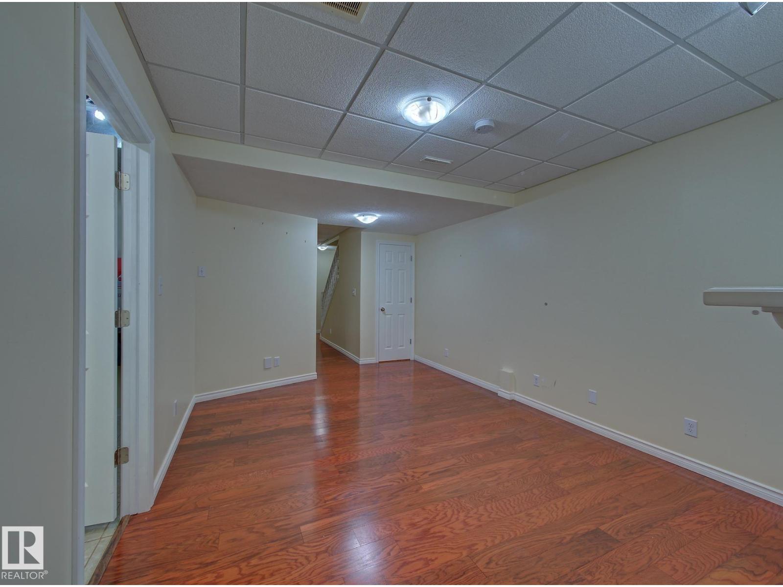 #3 10 Woodcrest LN - 30