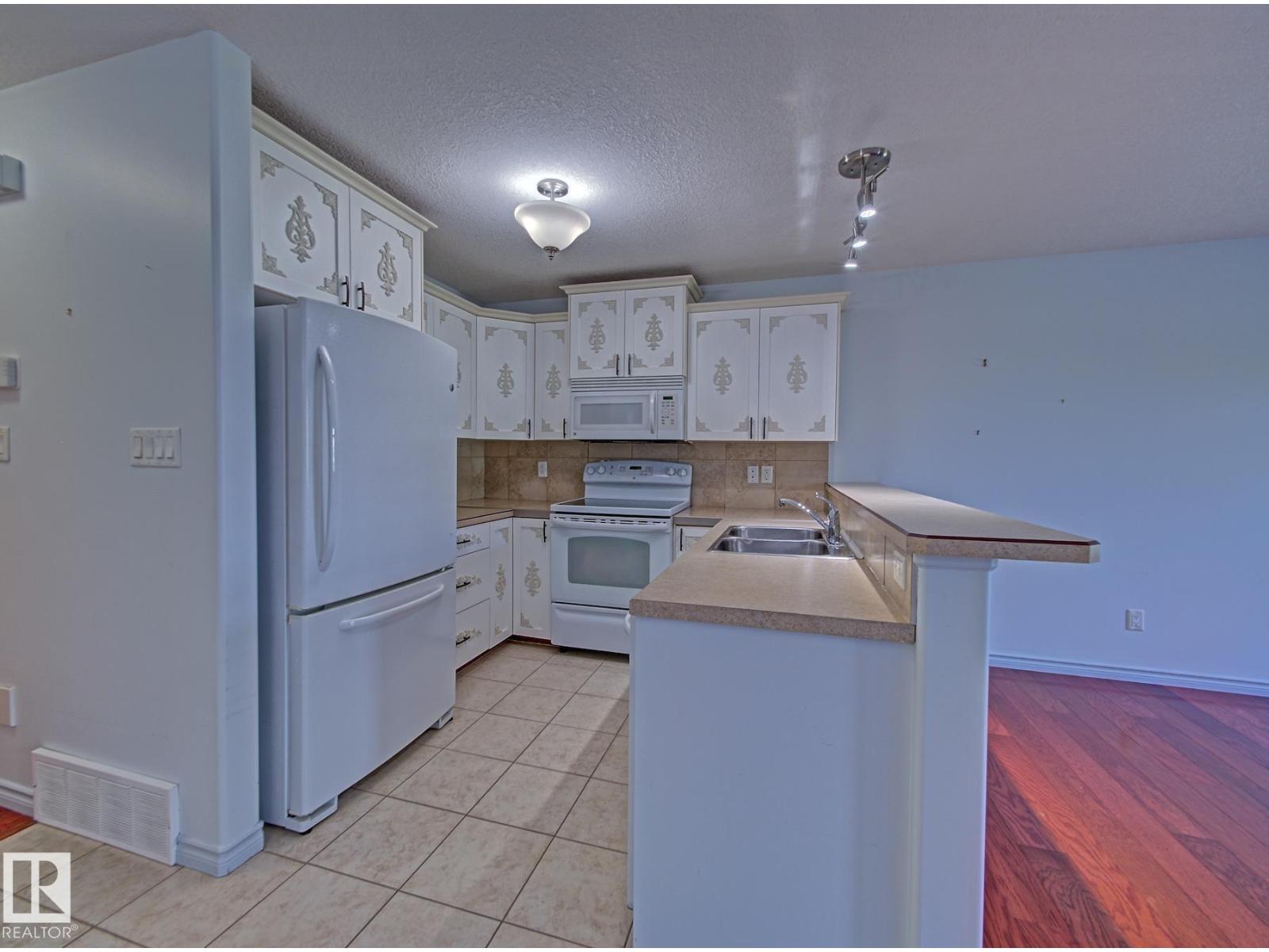 #3 10 Woodcrest LN - 4