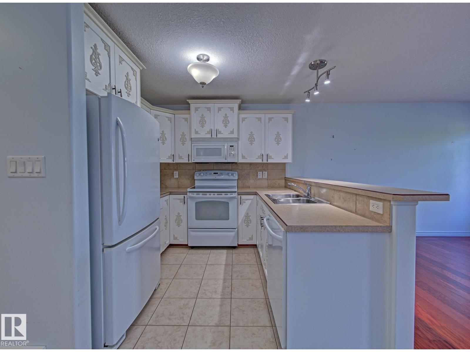 #3 10 Woodcrest LN - 5