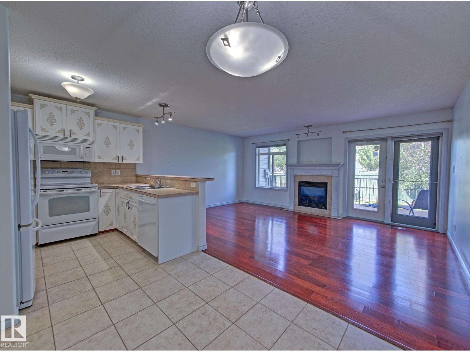 #3 10 Woodcrest LN - 3