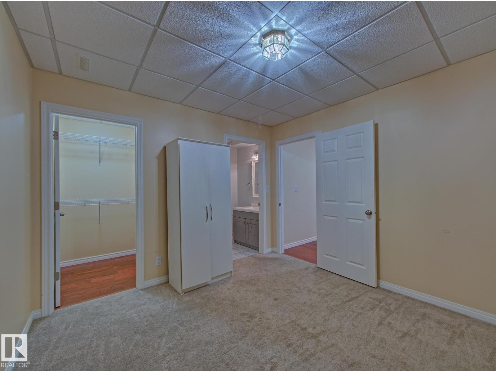 #3 10 Woodcrest LN - 35