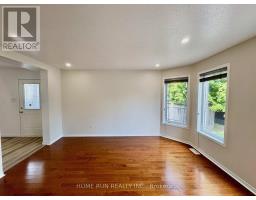Sitting room - 52 Collington Street, Ottawa, ON K2G6X3 Photo 8