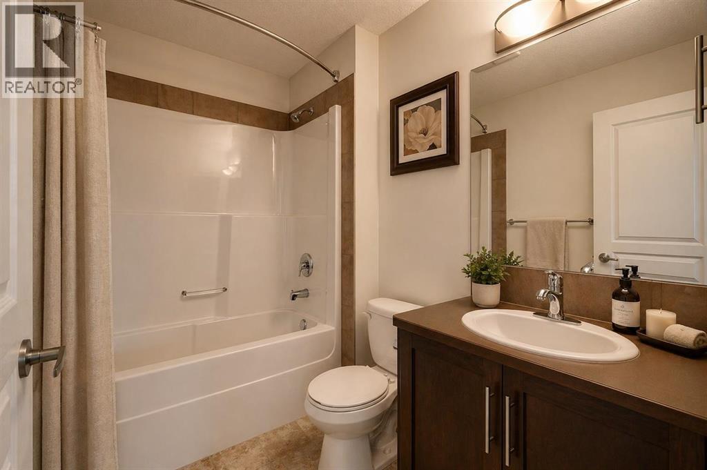 #207 22 Panatella Road NW - 12