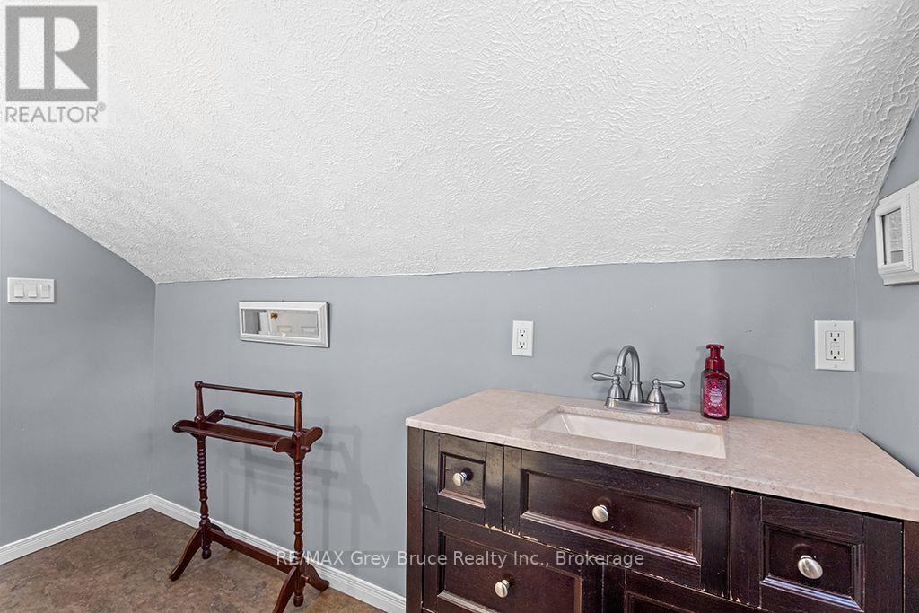 441 FRANK STREET - Image 16