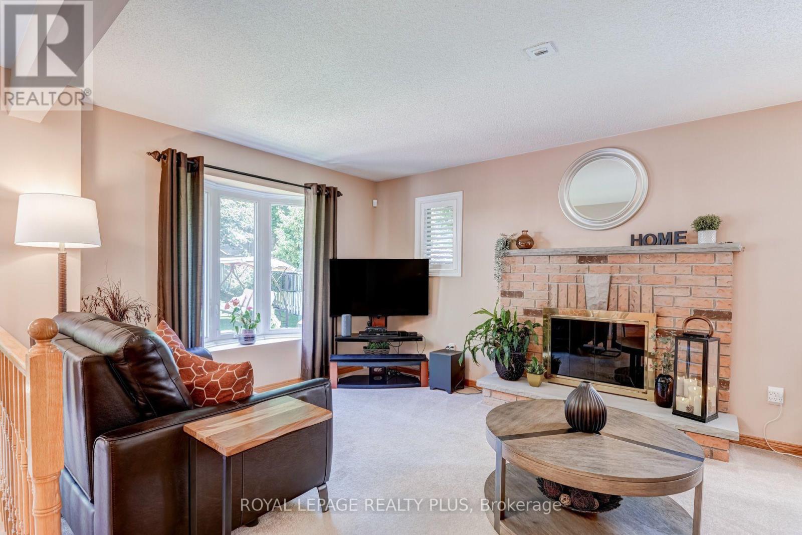 1459 RAVENSMOOR CRESCENT - 11