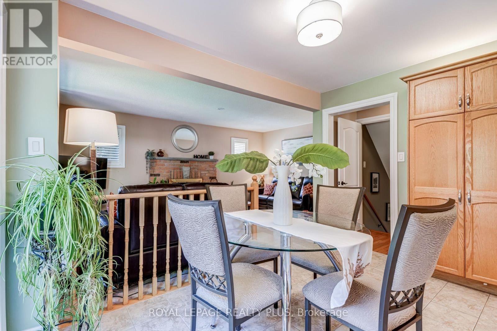1459 RAVENSMOOR CRESCENT - 14