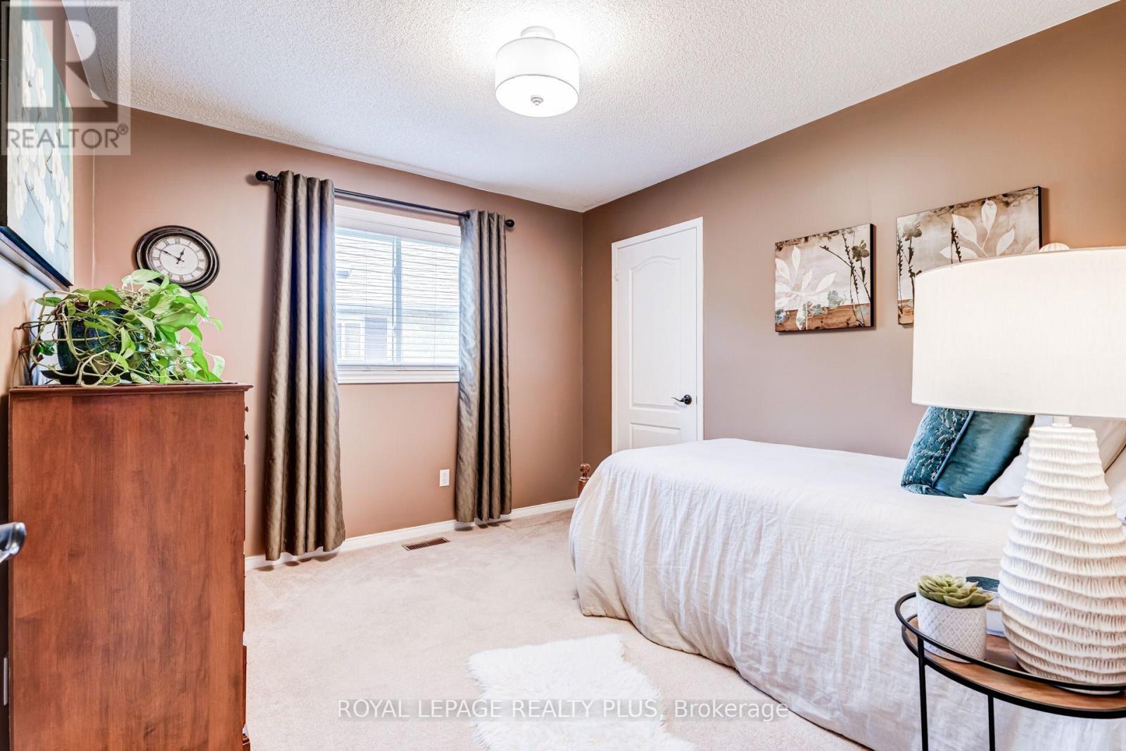 1459 RAVENSMOOR CRESCENT - 27
